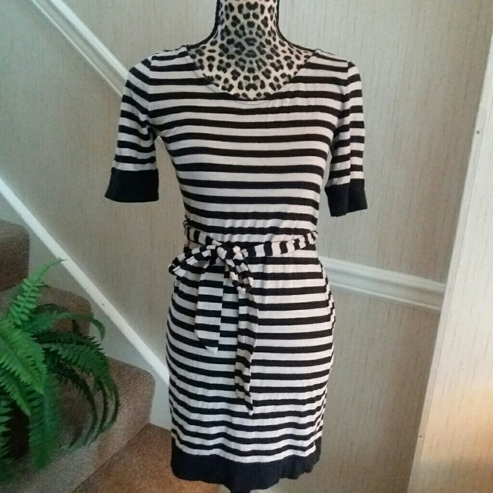 - Banana Republic Dress Elbow Sleeve Black Tan Stripe Sash